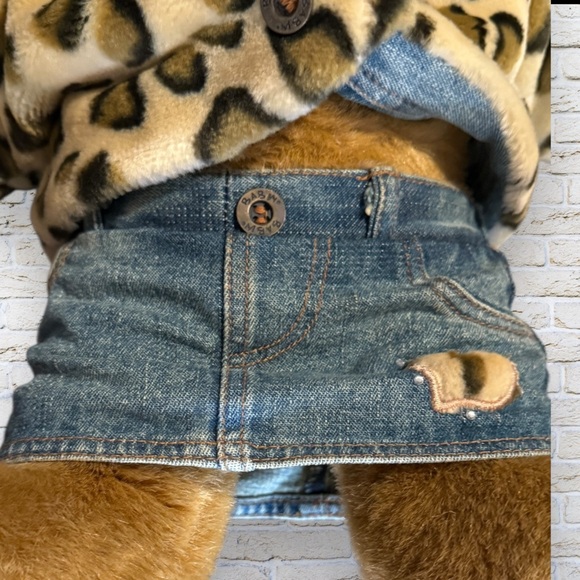 Build a Bear 15” Teddy Bear with Outfit - Build-A-Bear - Picture 3 of 6